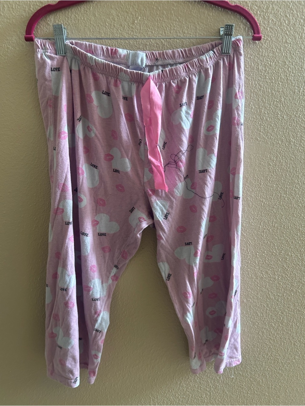 Girls Pink Heart & Kiss Print Pajama Pants with Drawstring